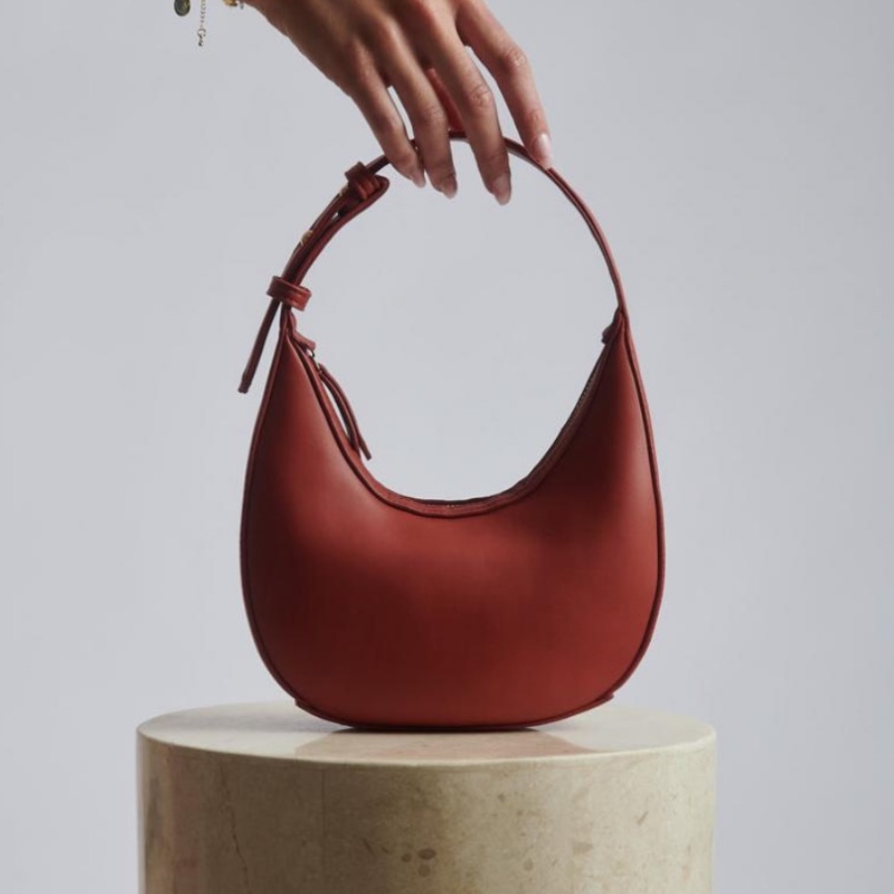 Meshki purse